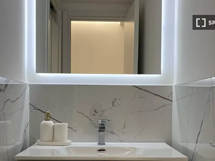 Immagine 8 di Appartamento in affitto  in Via dei Grimani a Milano