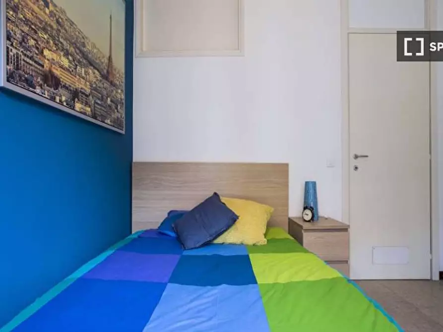 Immagine 6 di Camera condivisa in affitto  in Viale Carlo Espinasse Milan a Milano