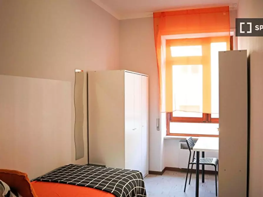 Immagine 1 di Camera condivisa in affitto  in Via tigellio a Cagliari