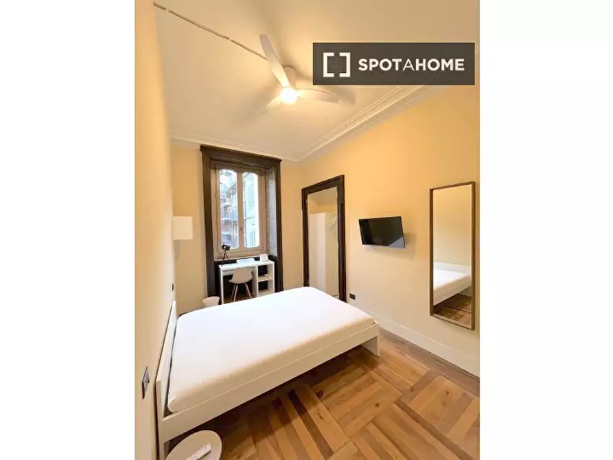 Immagine 1 di Camera condivisa in affitto  in Via Giovanni Camerana a Torino