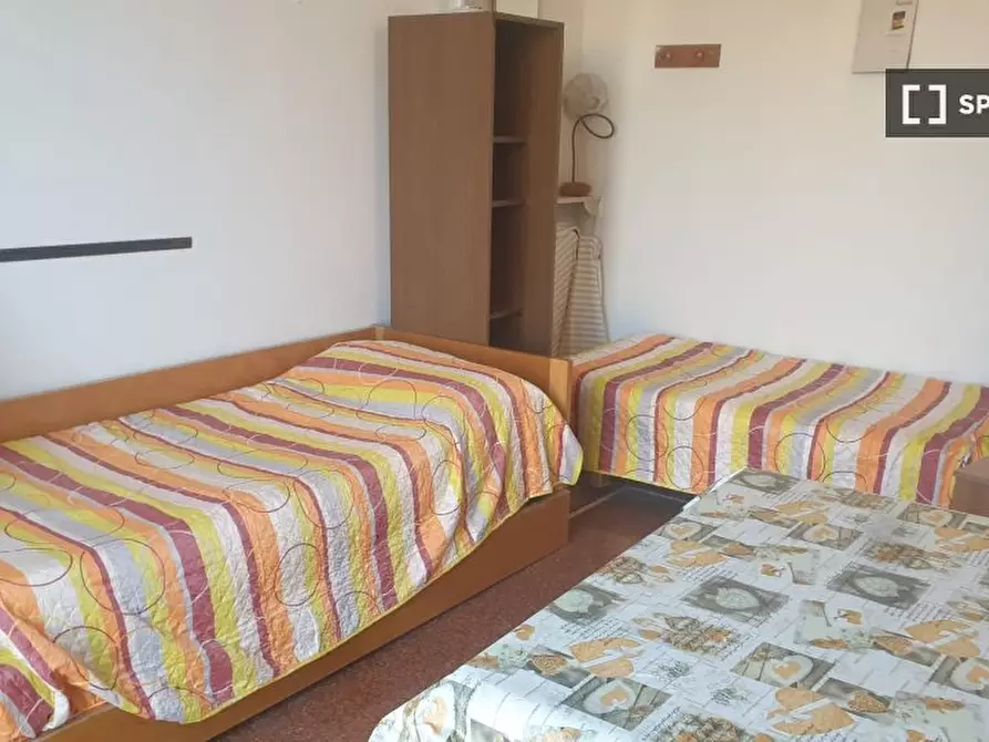 Immagine 1 di Camera condivisa in affitto  in Via S. Martino a Genova