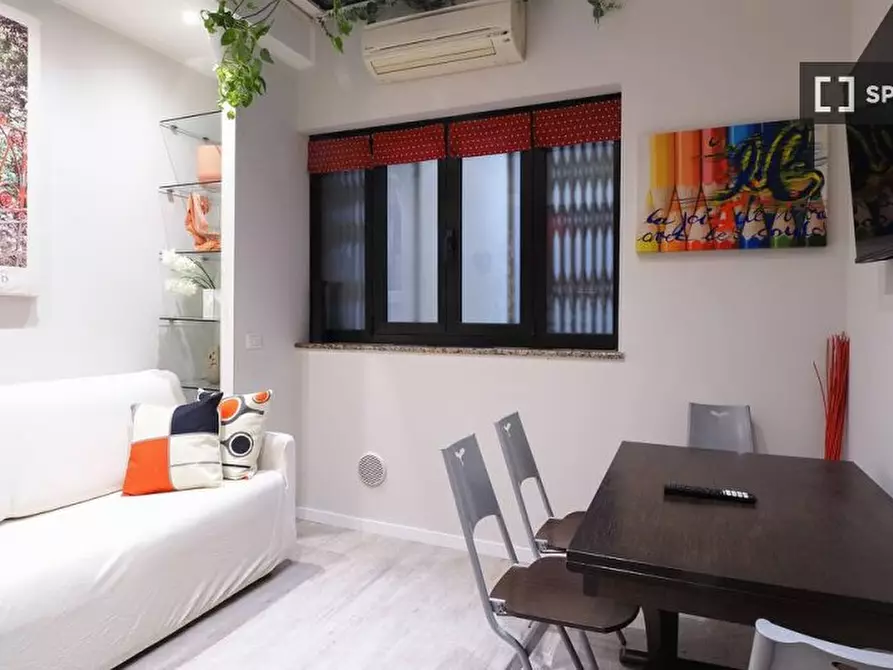 Immagine 1 di Appartamento in affitto  in Via S. Calocero a Milano