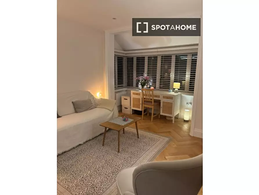 Immagine 4 di Appartamento in affitto  in Coniger Road a Hammersmith