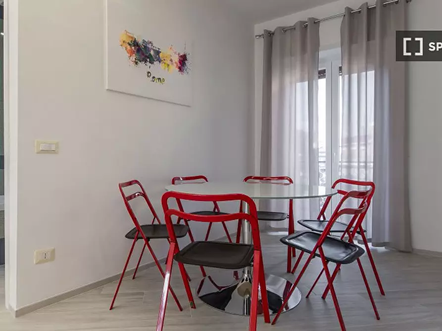 Immagine 6 di Appartamento in affitto  in Piazza Civitella Paganico a Roma