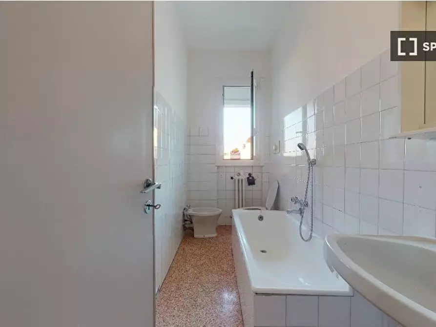 Immagine 12 di Camera condivisa in affitto  in Via Carlo Marx a Milano