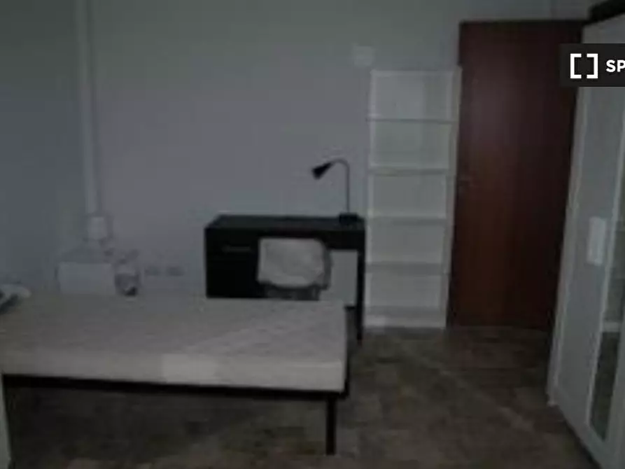 Immagine 12 di Camera condivisa in affitto  in Via Savena Antico a Bologna