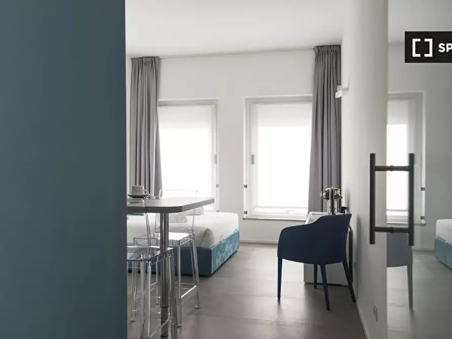 Immagine 1 di Ufficio in affitto  in Via Meravigli a Milano