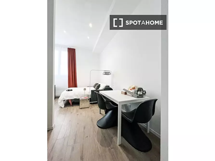 Immagine 1 di Appartamento in affitto  in Via Bernardino Verro a Milano