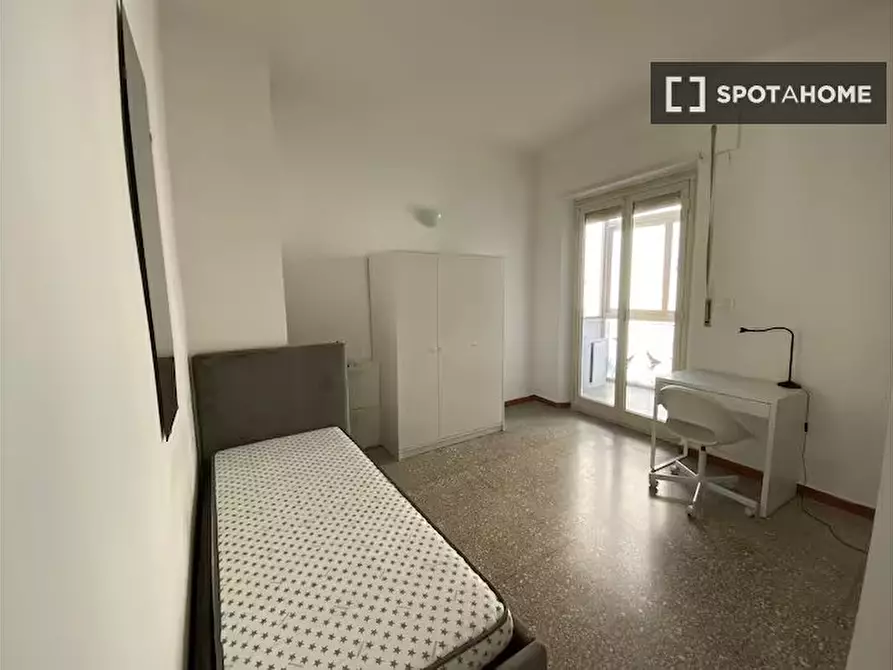 Immagine 8 di Camera condivisa in affitto  in Via Bartolomeo Borghesi a Roma
