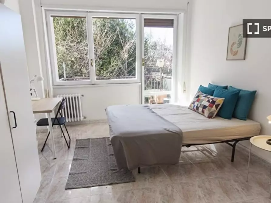 Immagine 9 di Camera condivisa in affitto  in Via Lero, 00144 Roma RM, Italy a Roma