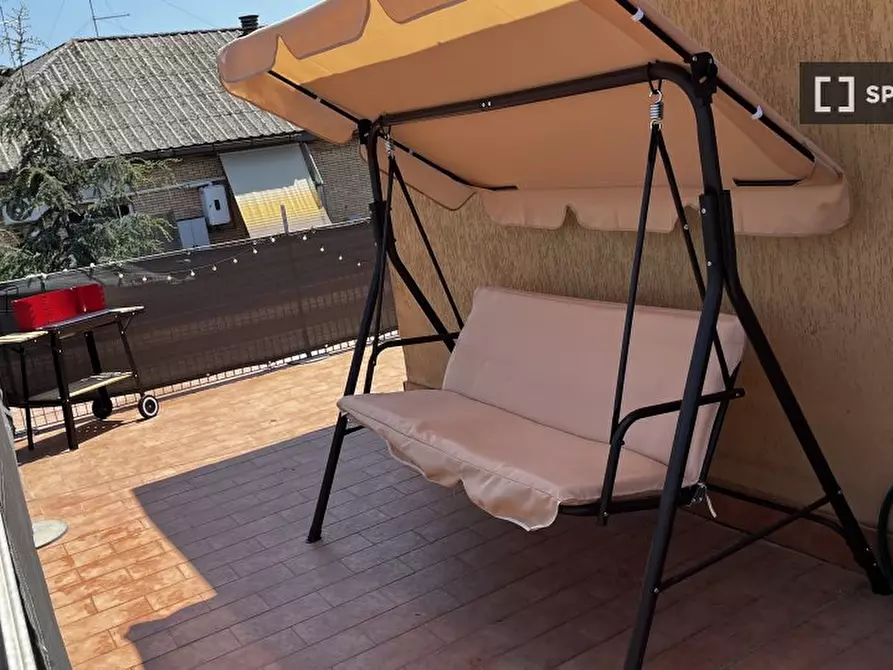 Immagine 9 di Camera condivisa in affitto  in Largo Mario Massai a Roma