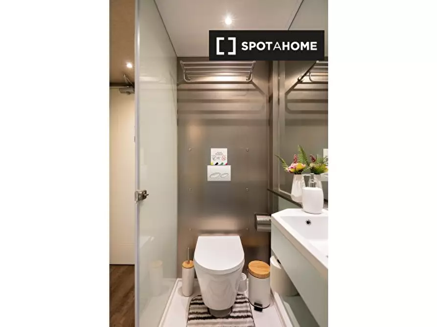 Immagine 7 di Ufficio in affitto  in Western Ave a Ealing