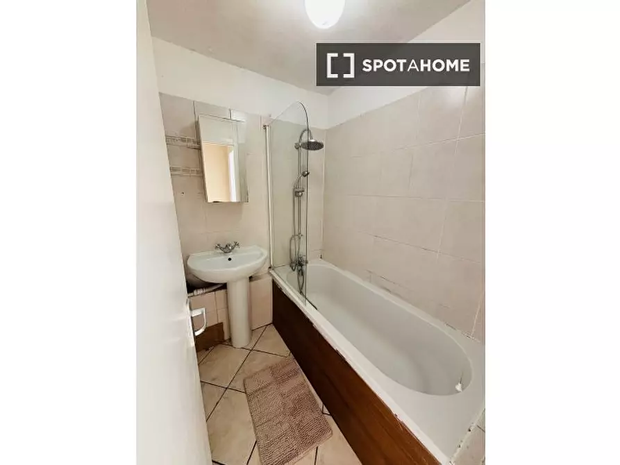Immagine 13 di Camera condivisa in affitto  in Carey Gardens a Lambeth