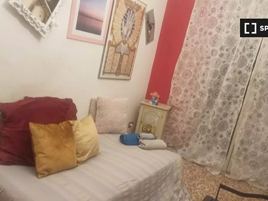 Immagine 1 di Camera condivisa in affitto  in Via Mogadiscio a Genova