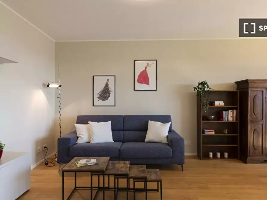Immagine 2 di Appartamento in affitto  in Via Stresa a Milano
