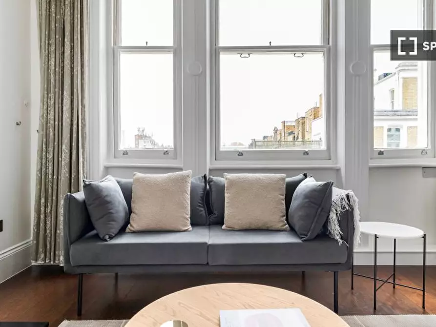 Immagine 3 di Appartamento in affitto  in Redcliffe Square a Kensington