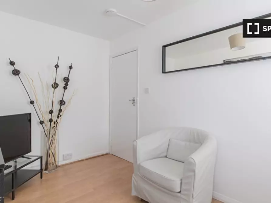 Immagine 4 di Appartamento in affitto  in Maple St a Camden Town
