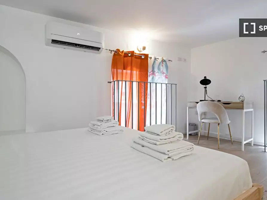 Immagine 16 di Appartamento in affitto  in Via A Pergola a Milano