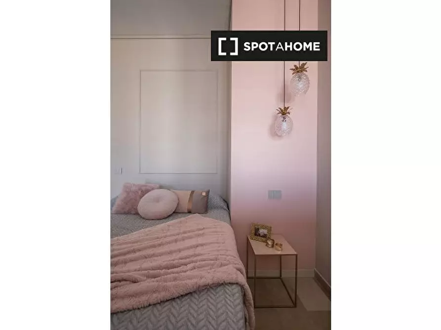 Immagine 13 di Ufficio in affitto  in Via dei Piatti a Milano