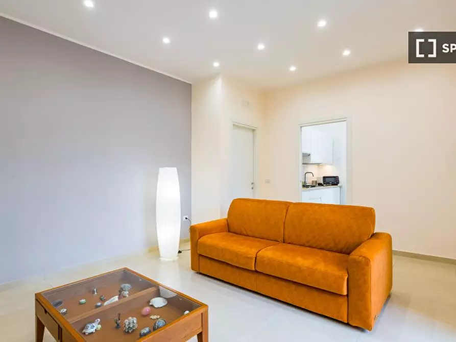 Immagine 4 di Appartamento in affitto  in Via Nuova San Rocco a Napoli