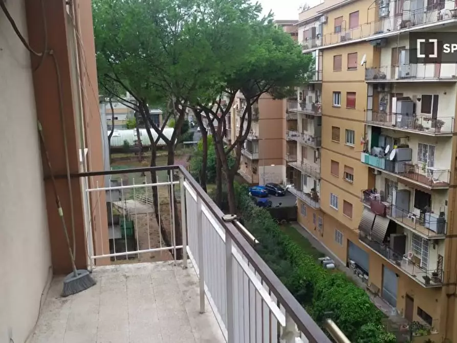 Immagine 4 di Ufficio in affitto  in Via Tor de' Schiavi a Roma