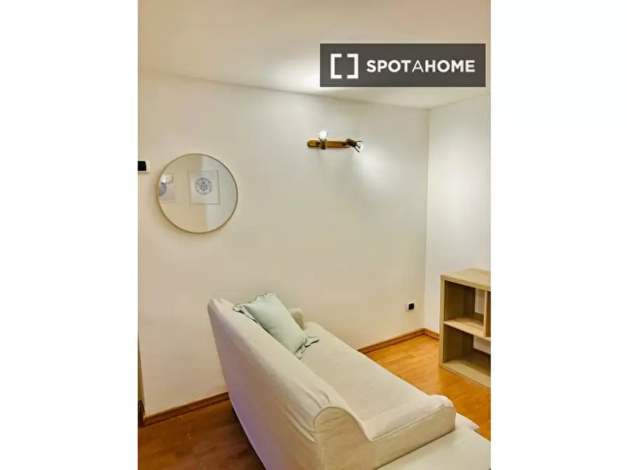 Immagine 2 di Appartamento in affitto  in Via Plinio a Milano