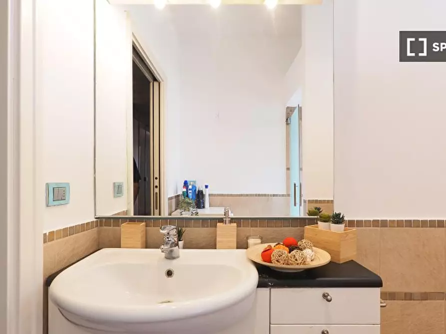 Immagine 19 di Camera condivisa in affitto  in Giulio Corrado Venini a Milano