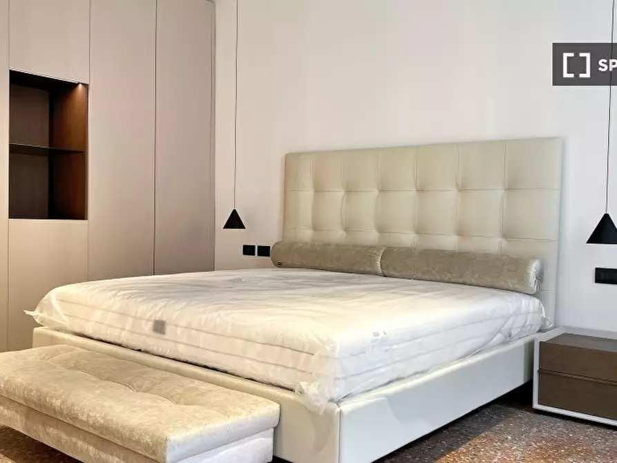 Immagine 18 di Appartamento in affitto  in Via Santo Stefano a Bologna