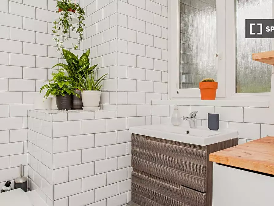Immagine 12 di Appartamento in affitto  in Skinner St a Islington
