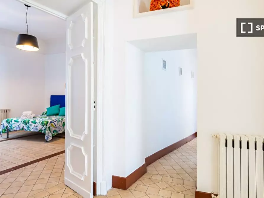 Immagine 19 di Appartamento in affitto  in Supportico Lopez a Napoli