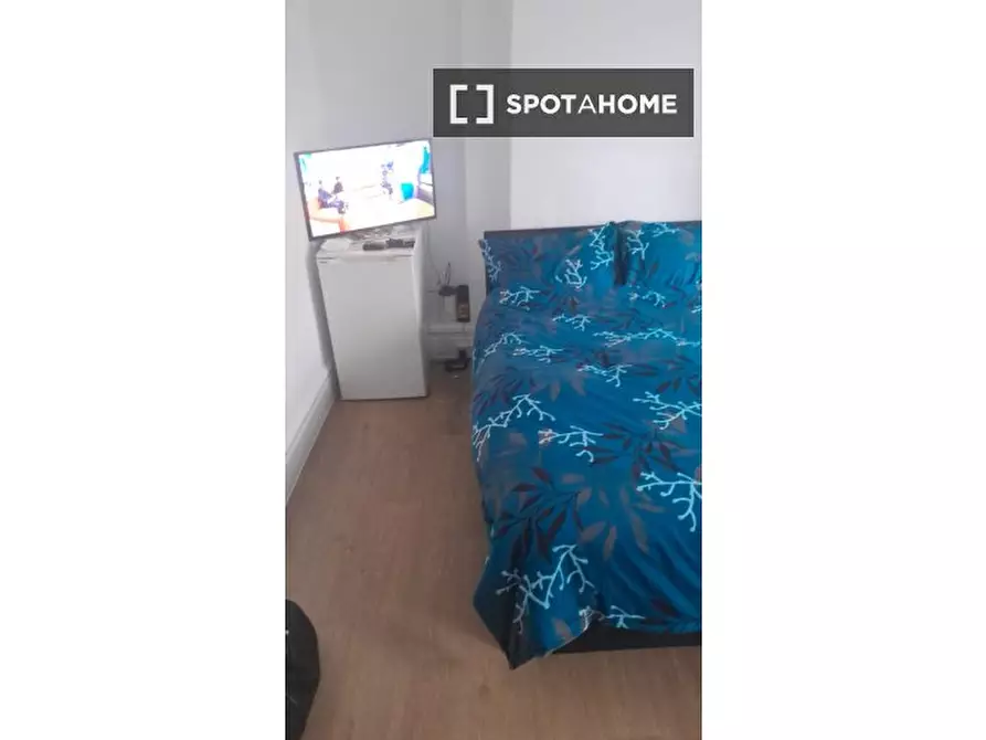 Immagine 14 di Camera condivisa in affitto  in A Homesdale Rd a Bromley