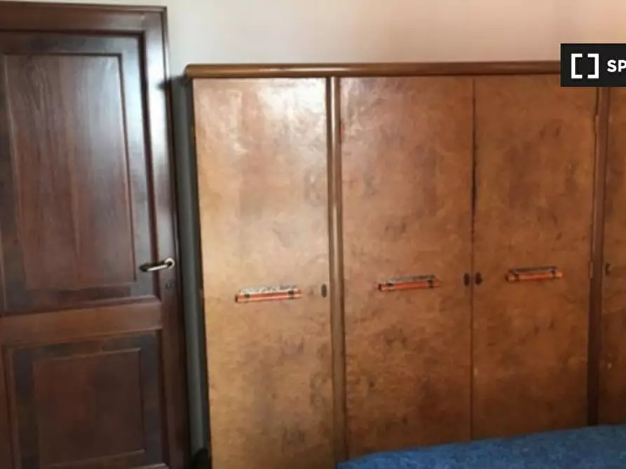 Immagine 19 di Camera condivisa in affitto  in Via San Donato a Bologna