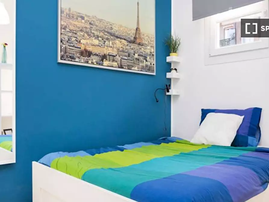 Immagine 1 di Camera condivisa in affitto  in Viale Carlo Espinasse a Milano