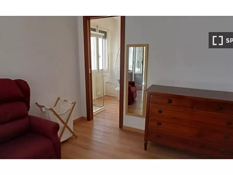 Immagine 17 di Appartamento in affitto  in Via Segesta a Roma