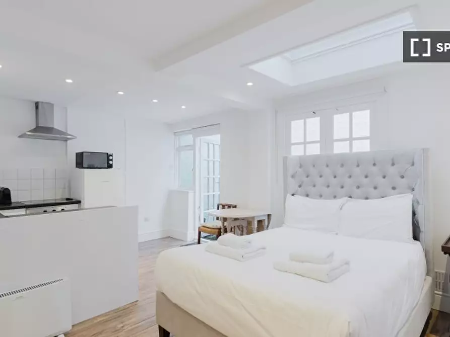 Immagine 7 di Ufficio in affitto  in flat a Hammersmith