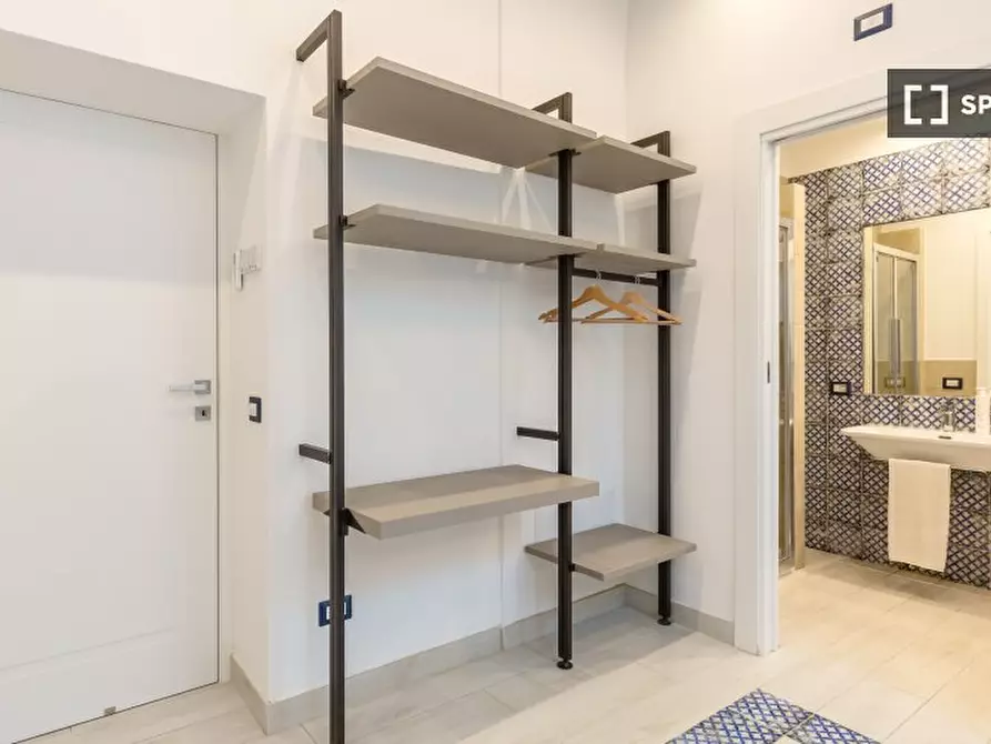 Immagine 19 di Appartamento in affitto  in Via Vittoria Colonna a Napoli