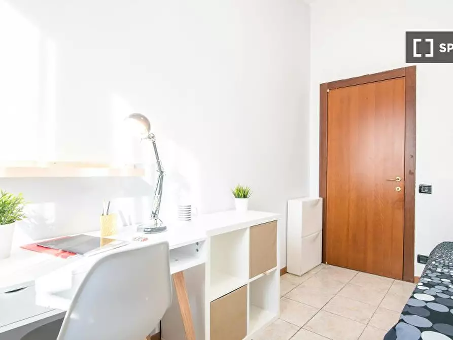 Immagine 3 di Camera condivisa in affitto  in Via Tiziano Aspetti a Padova