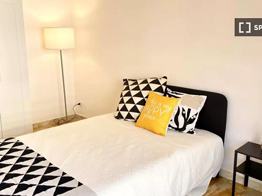 Immagine 5 di Camera condivisa in affitto  in VIA CADUTI DI CEFALONIA a Firenze