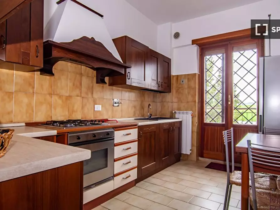 Immagine 16 di Camera condivisa in affitto  in Via Ferdinando Quartieri a Roma