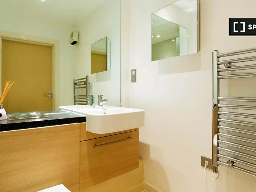 Immagine 10 di Appartamento in affitto  in Island Apartment a Islington