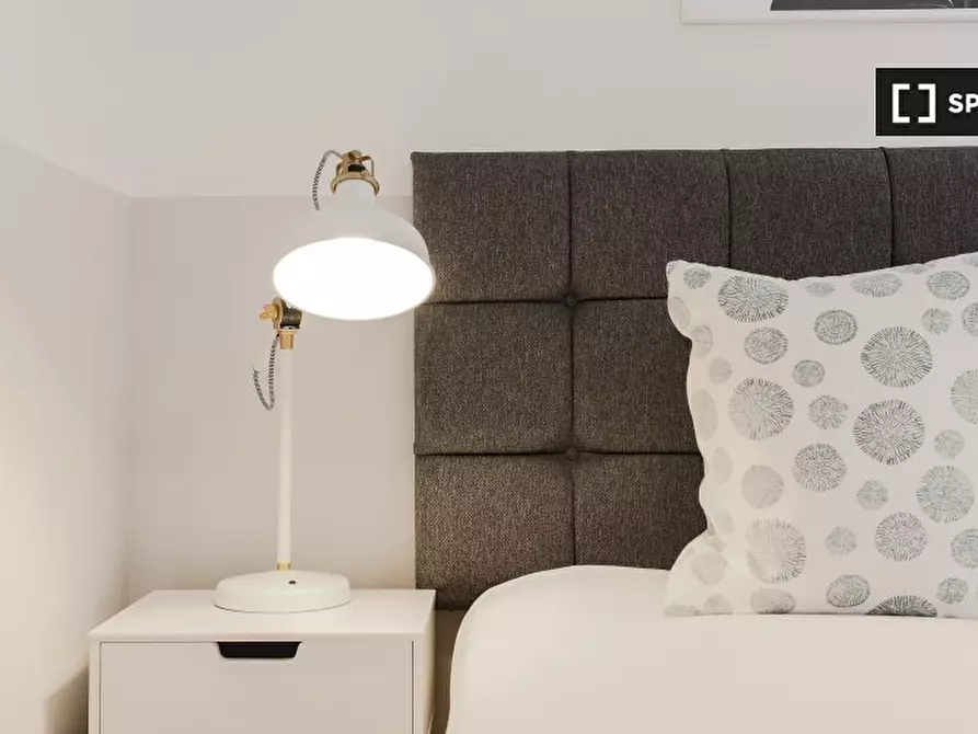 Immagine 4 di Appartamento in affitto  in Nevern Rd a Kensington