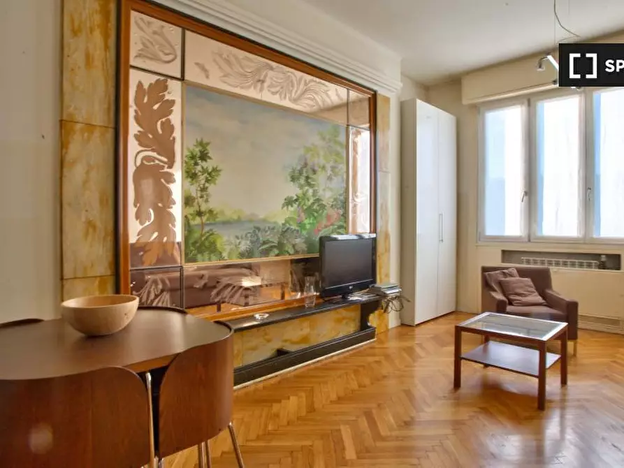 Immagine 2 di Appartamento in affitto  in Piazza Luigi di Savoia a Milano