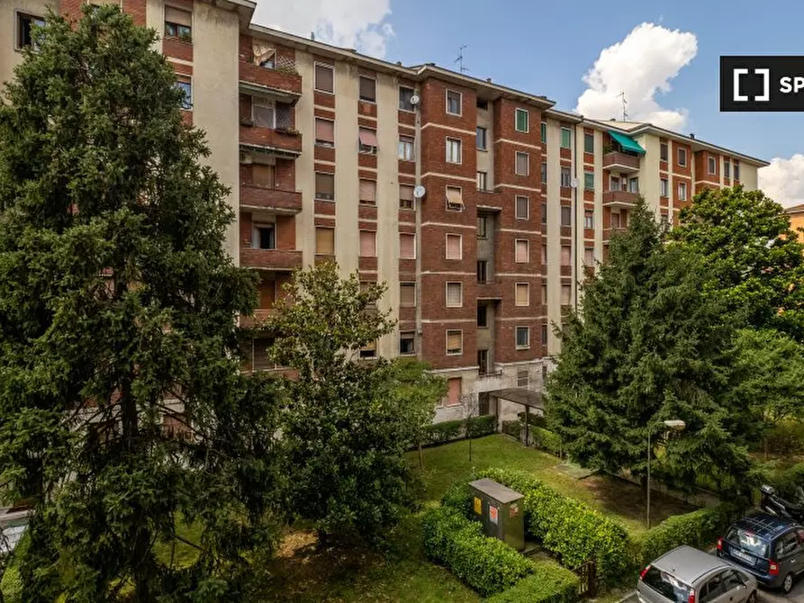 Immagine 10 di Camera condivisa in affitto  in Via Fratelli Rosselli a Milano