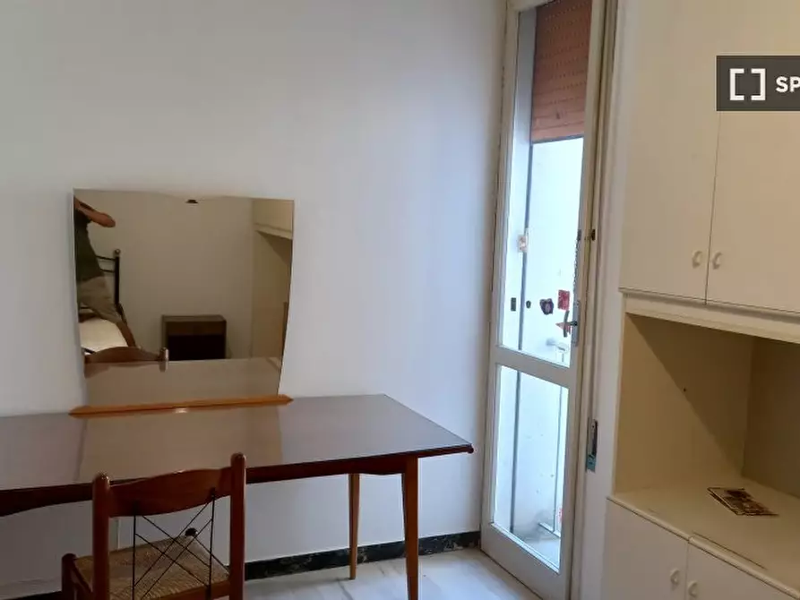 Immagine 4 di Camera condivisa in affitto  in Piazza S. Francesco a Bologna