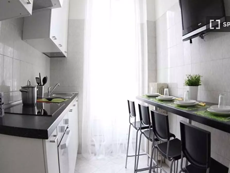 Immagine 4 di Camera condivisa in affitto  in Via Felice Casati a Milano