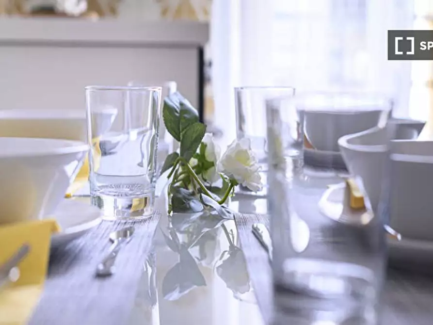 Immagine 12 di Camera condivisa in affitto  in Via Valenza a Milano