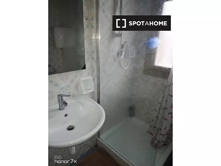 Immagine 13 di Camera condivisa in affitto  in Via Alfonso Lombardi a Bologna
