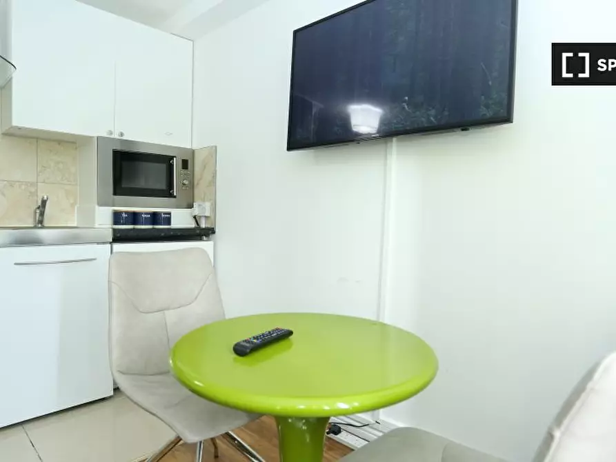 Immagine 7 di Ufficio in affitto  in Lytham Cl a Eltham