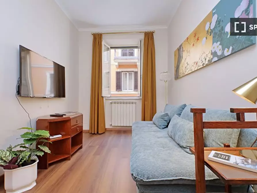 Immagine 4 di Appartamento in affitto  in Via Urbana a Roma