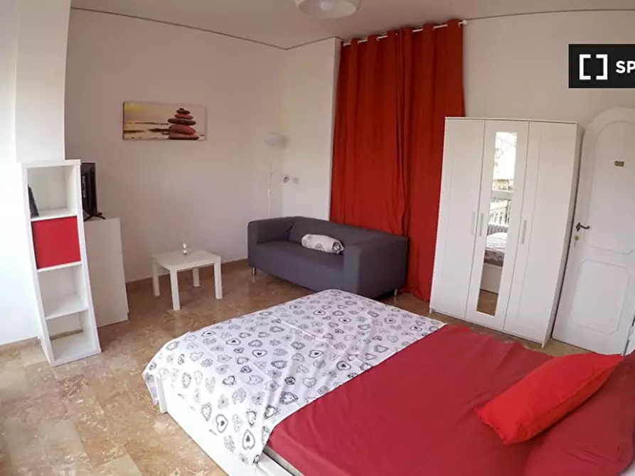 Immagine 4 di Camera condivisa in affitto  in Piazza Augusto Conti a Firenze